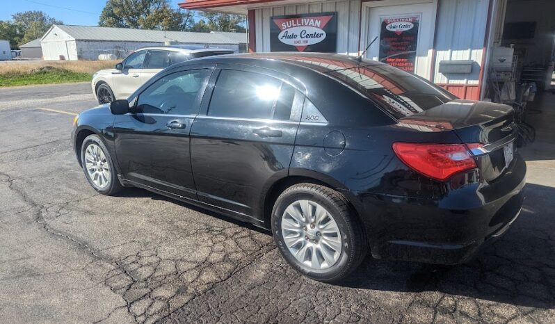 2013 Chrysler 200 full