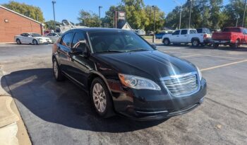 2013 Chrysler 200 full