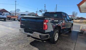 2019 Chevy Silverado 1500 Double Cab LT 4WD full