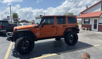 Must See-2011 Jeep Wrangler Sahara Unlimited 4WD full