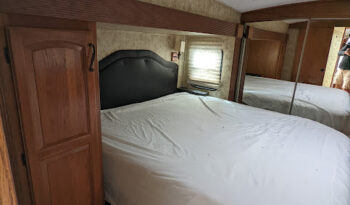 2012 Montana 3582RL 5th Wheel Camper full