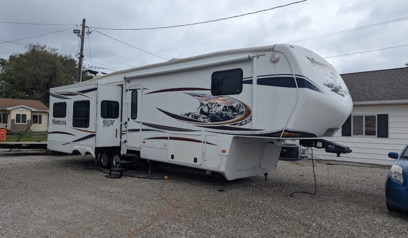 2012 Montana 3582RL 5th Wheel Camper full