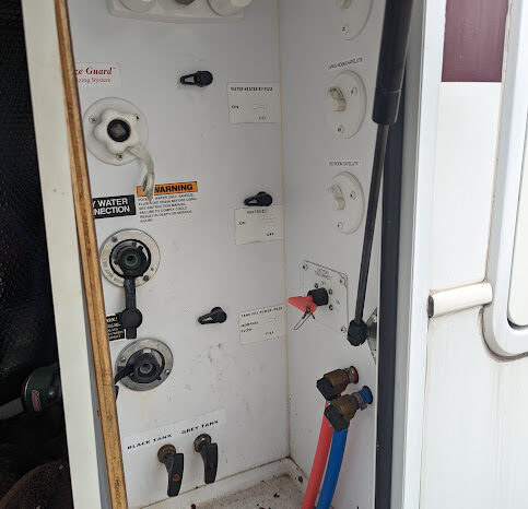 2012 Montana 3582RL 5th Wheel Camper full